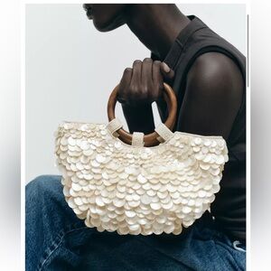BLOG FAVE!! ZARA Dubai mermaid BUCKET bag with APPLIQUES-Cream Sequin Shell Tote